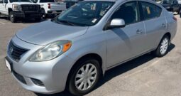 2013 Nissan Versa 1.6 SV